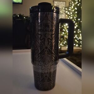 Stanley Deadly Damask 30oz